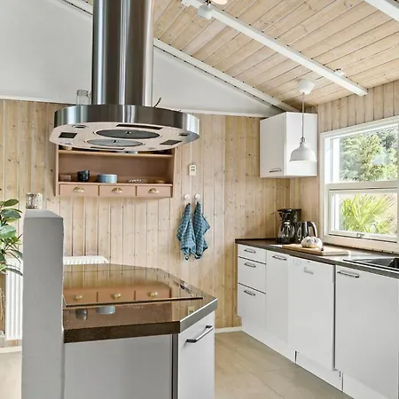 4 Bedroom In Дом отдыха *