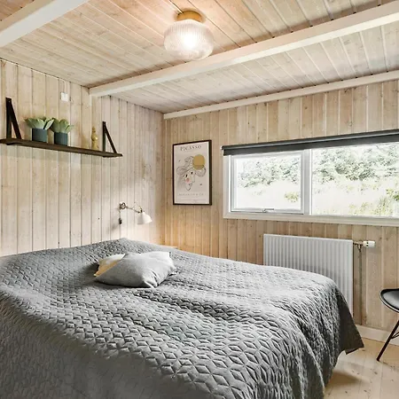 4 Bedroom In